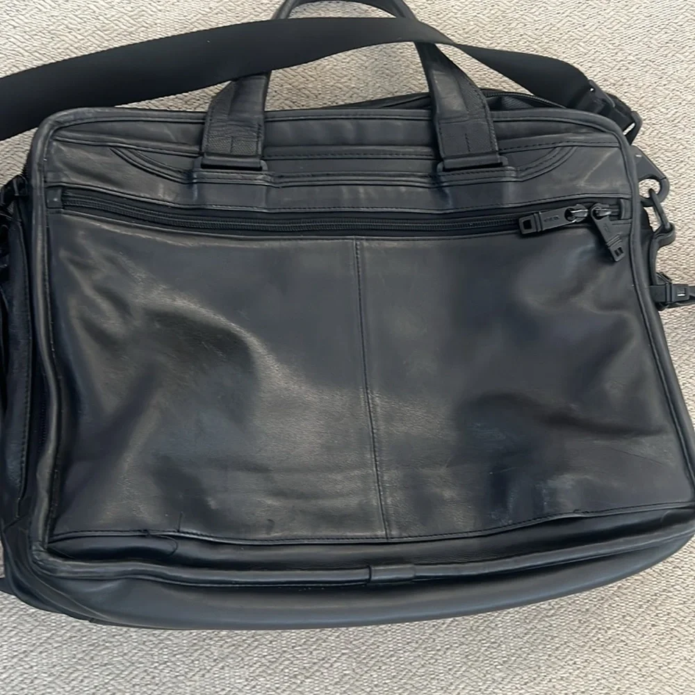 TUMI Classic Black Men's Briefcase bag